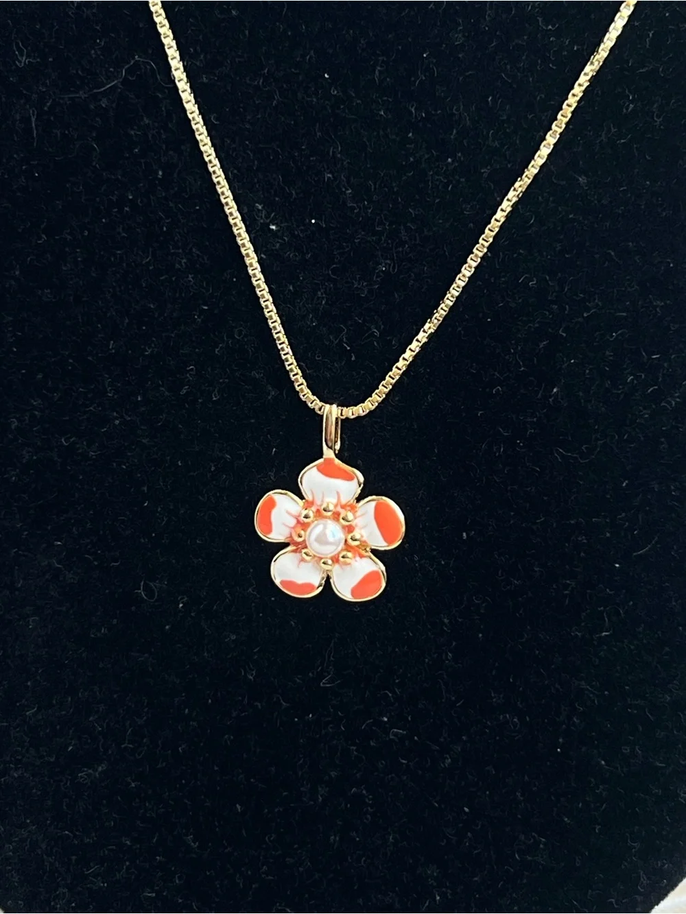 🩷-Gold Chain Necklace with Orange and White Flower  with pearl accent Pendant